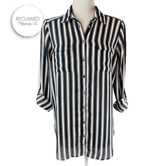 LILY MORGAN Black & White Striped Button Down Top - Picture 2 of 7